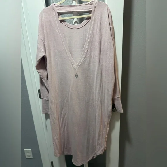 ⭐️SOLD⭐️NWT Free People Movement Long Game Tunic Layer - Picture 12 of 15